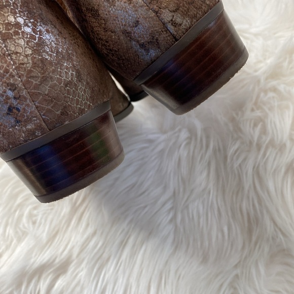 Naturalizer Belinda booties 9W - Picture 8 of 9